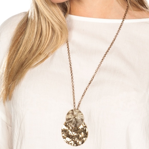 BOHO HAMMERED METAL STACKED NECKLACE & EARRINGS - Picture 3 of 4